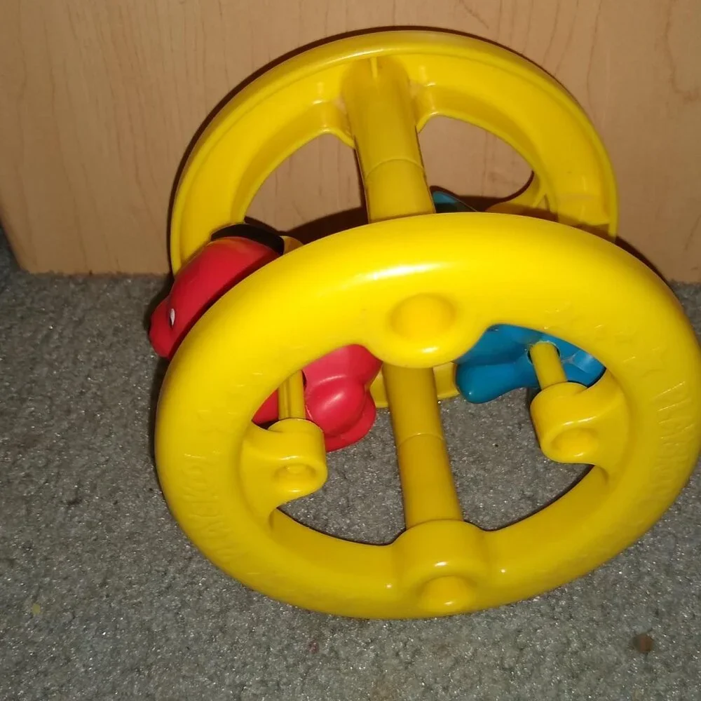 Playskool Busy Chase N Crawl Duckies rolling  + Chase dog & Cat used